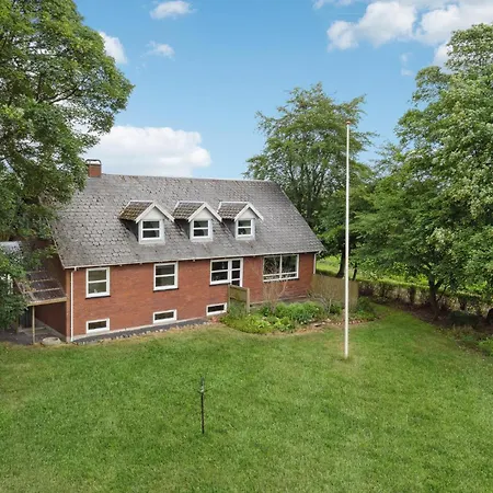 Casa de Férias Lovely In With Wifi Grindsted