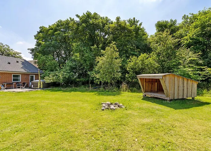 Casa de Férias Lovely In With Wifi